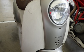 HONDA CREA SCOOPY I AF55