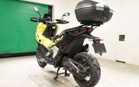 HONDA X-ADV 750 2025 RH21
