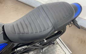 KAWASAKI Z900RS 2024 ZR900K