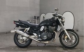 SUZUKI INAZUMA 400 GK7BA