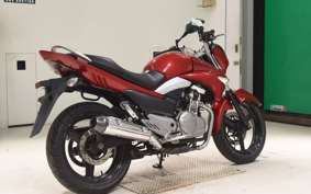 SUZUKI GSR250 2023