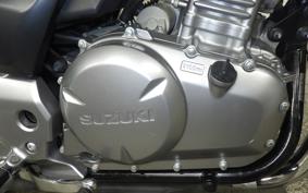 SUZUKI GSR250S 2015