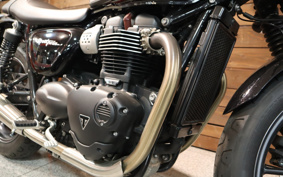 TRIUMPH STREET TWIN 2016 DAD74G