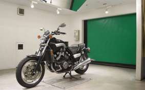 YAMAHA VMAX 2003