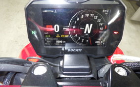 DUCATI STREETFIGHTER V4 S 2023