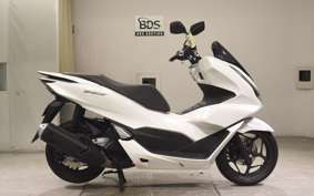 HONDA PCX125 2010 JK05