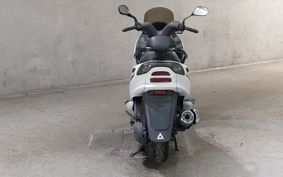 YAMAHA MAJESTY 125 SE27