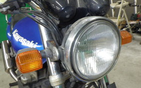 KAWASAKI ZR 700 2000 ZR750F