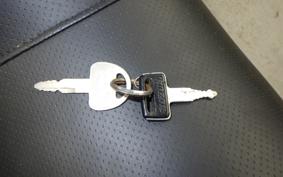 SUZUKI GSX750S KATANA Gen.3 1984 GR72A