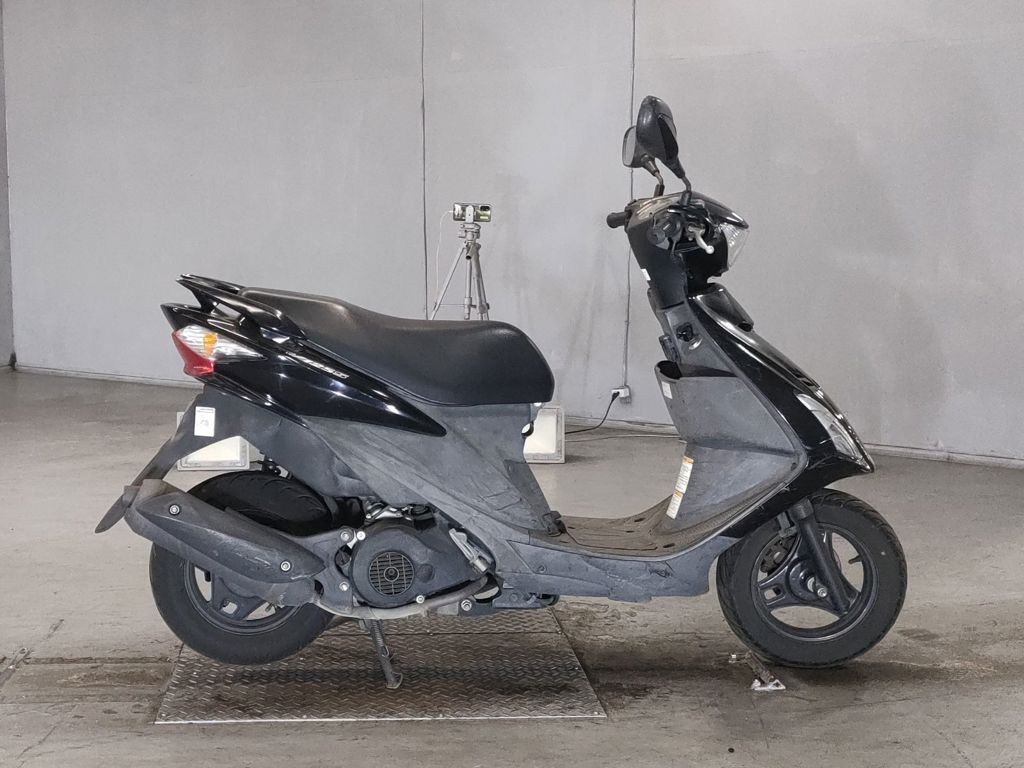 Фото Suzuki ADDRESS V125 с японского аукциона