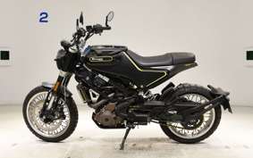 HUSQVARNA SVARTPILEN 401 2018