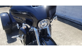 HARLEY FLHTCU 2014 MAL