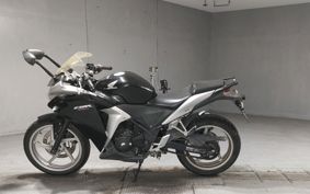 HONDA CBR250R MC41