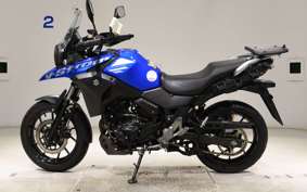 SUZUKI Vｽﾄﾛｰﾑ250A