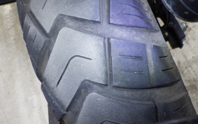 HUSQVARNA SVARTPILEN 250