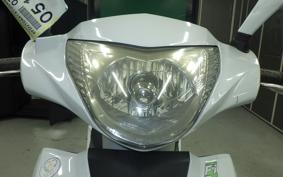 SUZUKI GSR125
