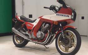 HONDA CB900F BOL D'OR2 2025 SC01