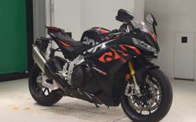 APRILIA RSV4 1100ファクトリ 2024