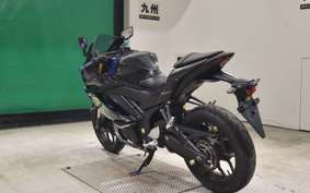 YAMAHA YZF-R3 2018 RH13J