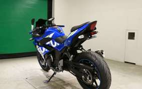SUZUKI GSX250RA