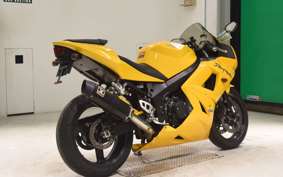 TRIUMPH DAYTONA 600 2004
