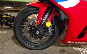 HONDA CBR650R E-CLUTCH 2025 RH17