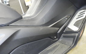 YAMAHA T-MAX 530 2016 SJ12J