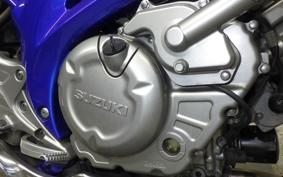 SUZUKI ｸﾞﾗﾃﾞｨｳｽ400 2012 VK58A