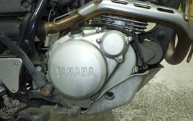 YAMAHA SEROW 225 W DG08J