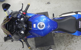 SUZUKI GSX250RA 2025