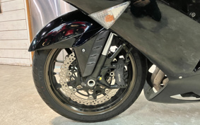 KAWASAKI ZZ1400 NINJA R 2006 ZXT40A