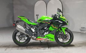 KAWASAKI  NINJA ZX-4RR ZX400P