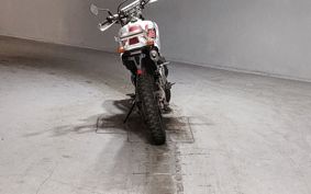 YAMAHA LANZA DT230 4TP