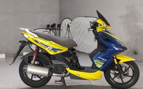 KYMCO SUPER8 ..