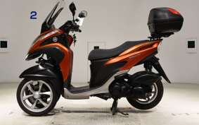 YAMAHA TRICITY 125 SE82J