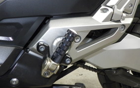 HONDA X-ADV 750 2017 RC95