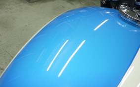 TRIUMPH BONNEVILLE SPIRIT 2015