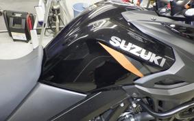 SUZUKI DL650 ( V-Strom 650 ) XT 2026 C733M