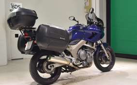YAMAHA TDM900 2004