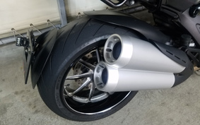 DUCATI DIAVEL CARBON 2013