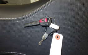 TRIUMPH STREET TRIPLE RS 2021