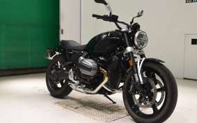 BMW R12 2025