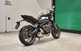 HONDA CB650R E-Clutch 2025 RH17