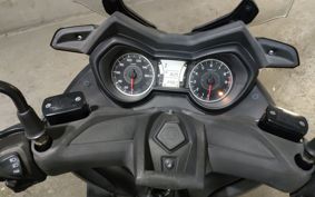 YAMAHA X-MAX 250 SG42J