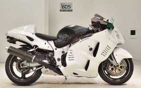 SUZUKI GSX-1300R HAYABUSA 2000