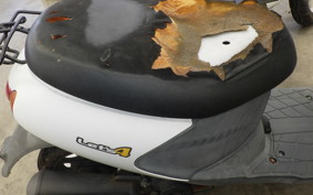 SUZUKI LET's 4 CA45A