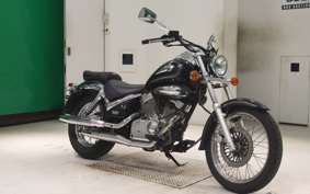 SUZUKI INTRUDER 250 LC 2025 VJ51A