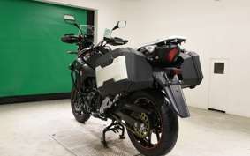SUZUKI Vｽﾄﾛｰﾑ250A 2000