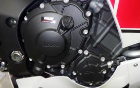 YAMAHA YZF-R1 2022