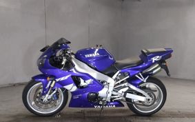YAMAHA YZF-R1 RN011